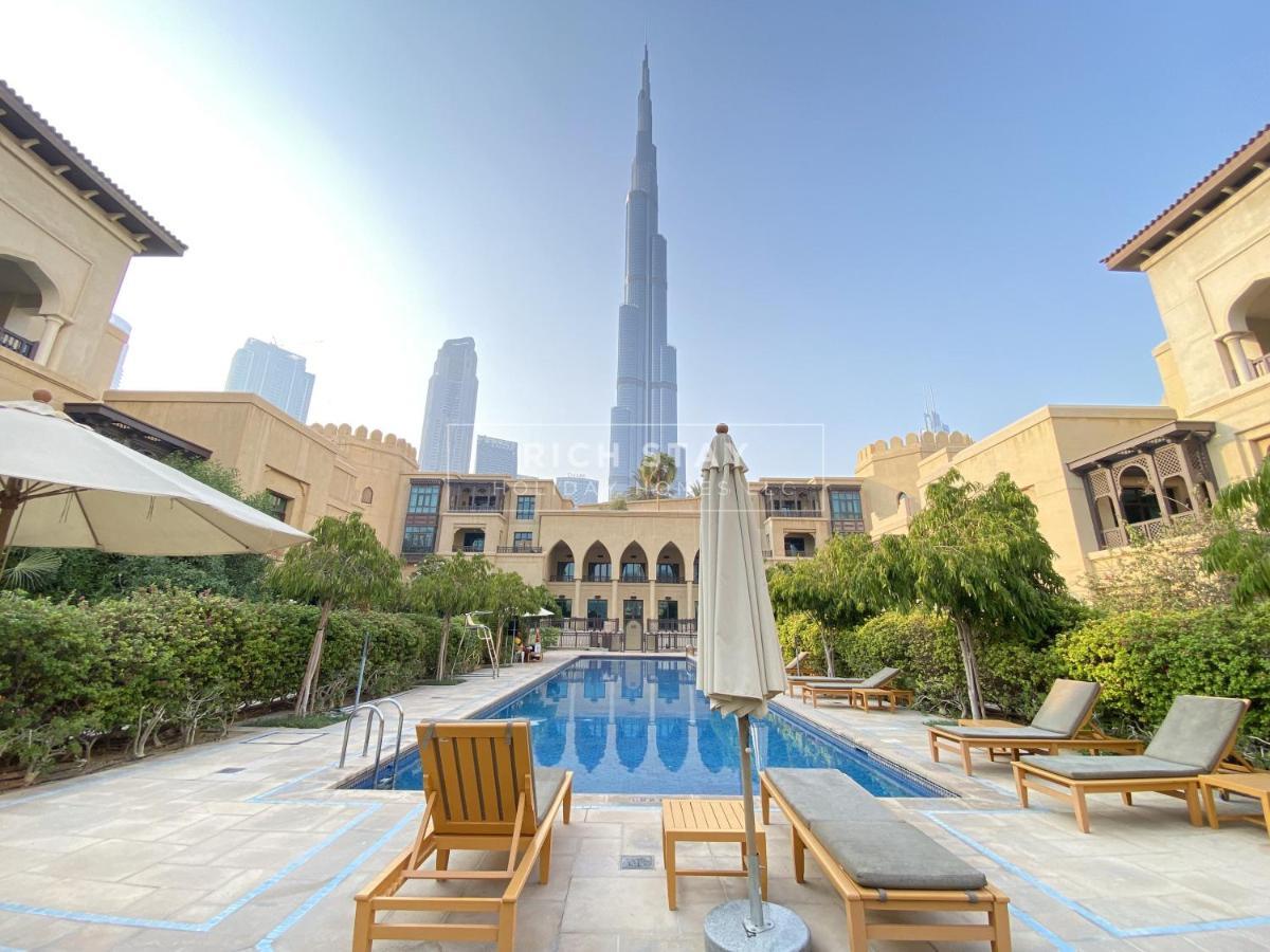 Incredible 2Br Apartment, Downtown With Burj & Dubai Mall View By Rich Stay Exterior photo